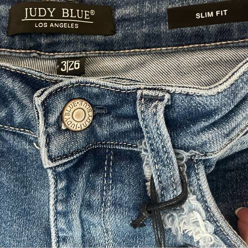 Judy Blue NWT  High Waist Frayed Slim Straight Leg Jeans 26W