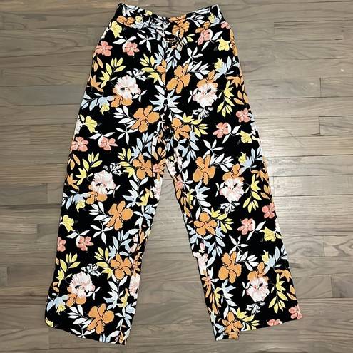 Roxy  Black Floral Print Pull On Beach Pants. Size S