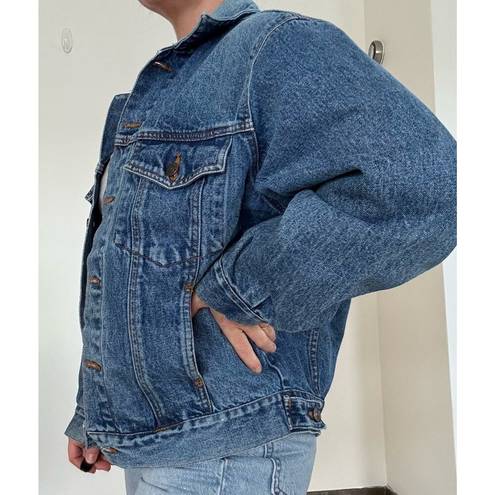 Hunt Club Vintage  Denim Jean Jacket. Size Medium