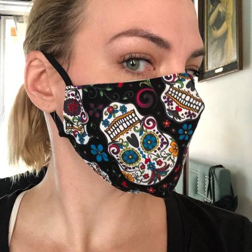 Sugar skull Day of the Dead cotton dart facemask