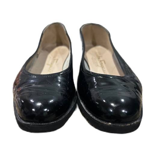 Salvatore Ferragamo vintage  black patent leather flats size 5.5