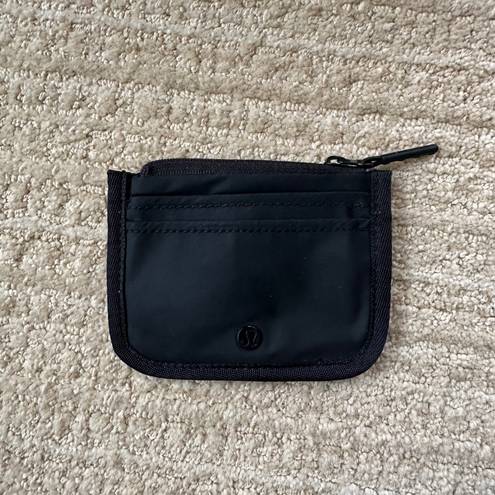 Lululemon true identity card case black