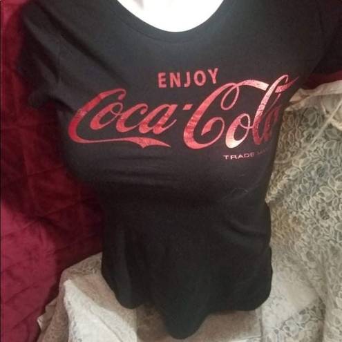 Coca-Cola  black tee shirt. Size Junior L. 15-17. Sort sleeve. 100% cotton