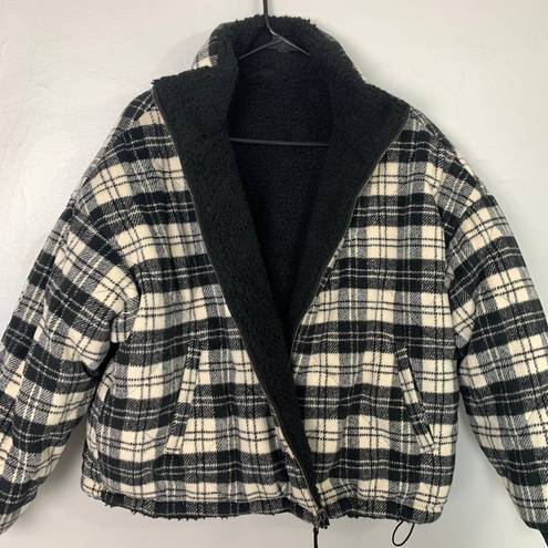 American Eagle Reversible Women’s Puffer Jacket Black Plaid Size Medium