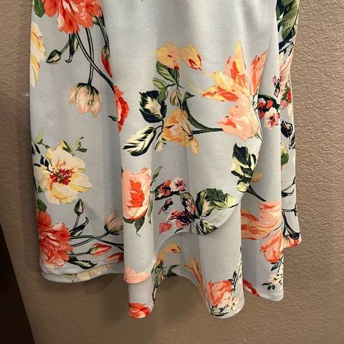 Trixxi  floral spaghetti strap spring/summer dress size large ￼￼