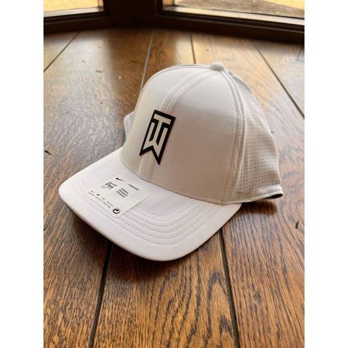 Nike  TW Tiger Woods Legacy 91 Golf Hat Men's Size L/XL Elastic White DH1344-100