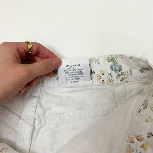 Bermuda vintage white floral print high waisted denim jean  mom shorts