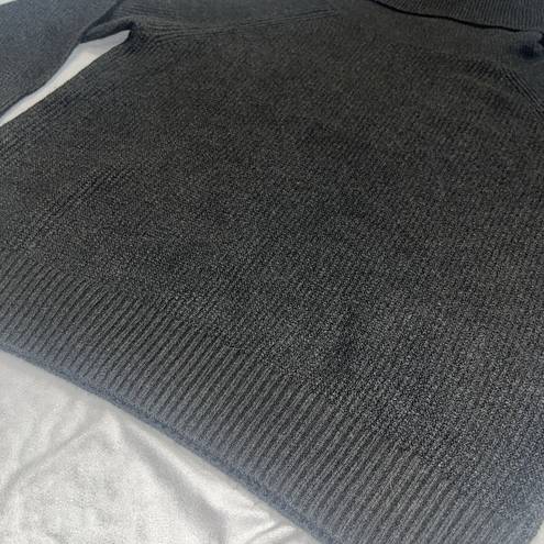 Tahari NWT  XL Gray Cowl Neck Turtle Sweater