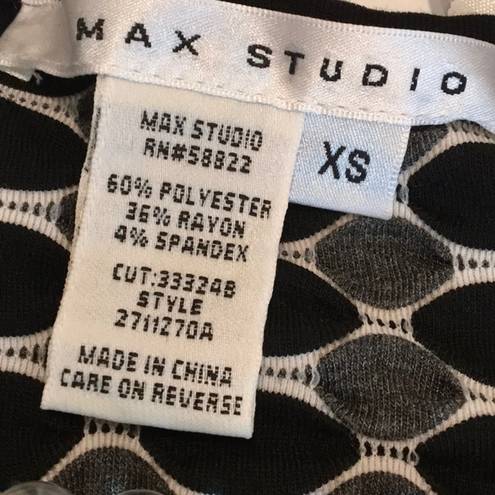 Max Studio  SWEET Peplum top gray black white XS