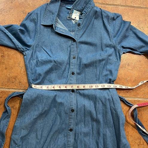 Draper James NWT  Chambray Shirtdress