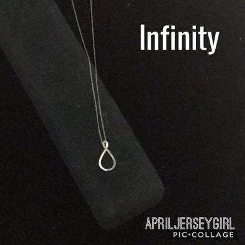 infinity NWB -  - sterling silver necklace