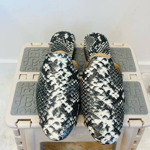 Jack Rogers  Delaney Snake Print Women's Slip-On Mules size 6.5