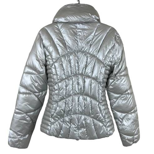 Guess  quilted pearlescent silver puffer jacket