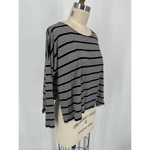 The Comfy  USA Boxy T-Shirt Sz S Black White Striped Long Sleeve Side Slit Lagenlook