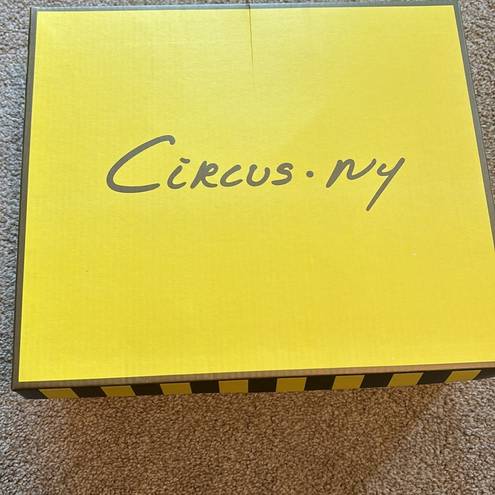 Circus by Sam Edelman NWT Circus NY by Sam Edelman white Mable ankle strap sandals size 8.5