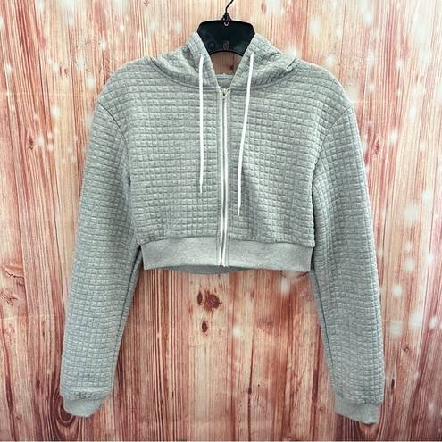 Refuge  Athletics Gray Quilted Cropped Hoodie