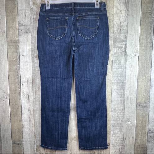 Lee  Size 12 Petite Relaxed Fit Straight Leg Midrise Dark Blue Jeans 5 Pockets