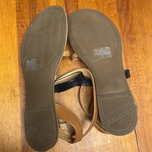 Tommy Hilfiger New  sandals