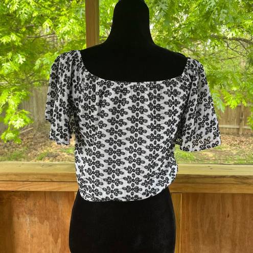 Harper  Women's Black And White Eyelet Cropped Boho Top Size M