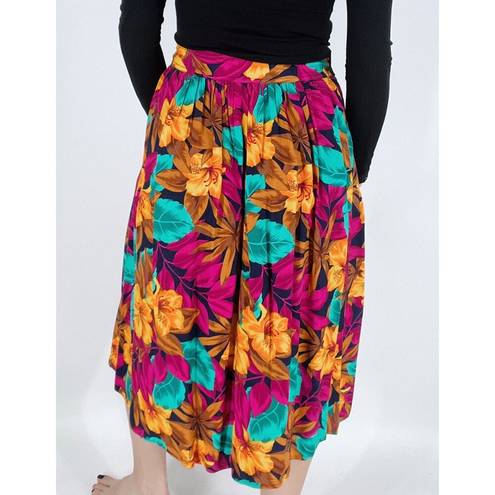 Krass&co Vintage SK &  Vibrant Floral Midi Skirt