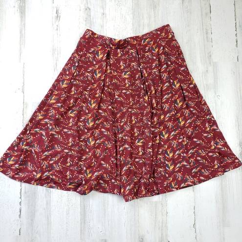 LuLaRoe  Pleated A-Line Red Feather Print Mini Skirt Women's Size Medium