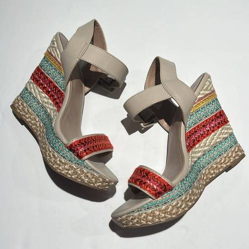 mix no. 6  - Jordie Platform Wedge Heel Size 8.5.  B60