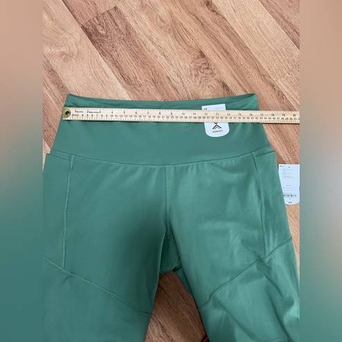 Xersion  Womens Bike Short Size 1X New Msrp $44 Harbor green