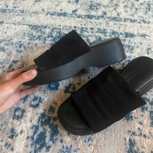 Steve Madden  black platform sandals