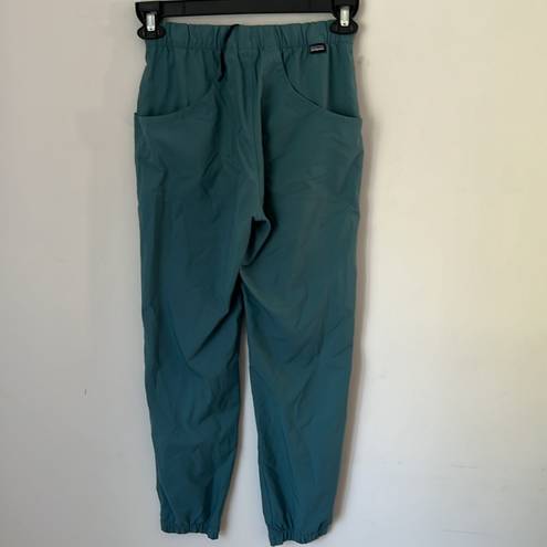 Patagonia  Women’s Green Joggers XS