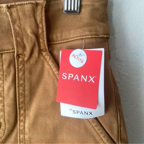 Spanx  Petite High Waisted Stretch Twill Ankle Cargo Pant in Honey Glow