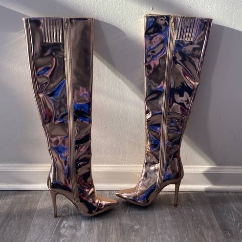 Qupid Gorgeous Rose Gold Metallic Mirror Pointy Toe Knee High Boots Size 5.5 NWOT NWOB