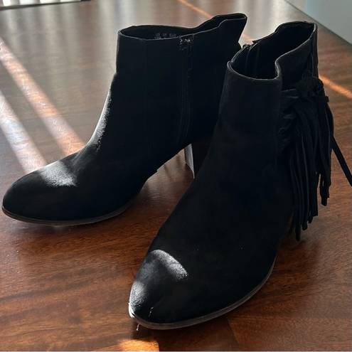 Fergalicious Fergie Fringed Black Booties Suede Ankle Cowboy Heel Boots Size 10