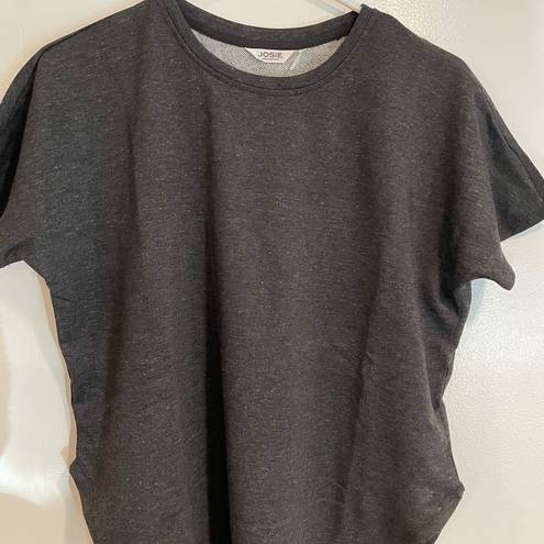 Natori NWOT Josie  Workout Short Sleeve Top