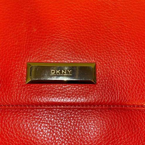 DKNY  Orange Genuine Leather Gold Chain Strap Shoulder Bag