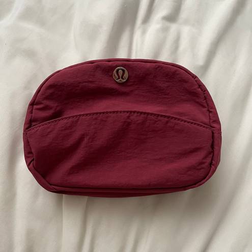 Lululemon mini pouch