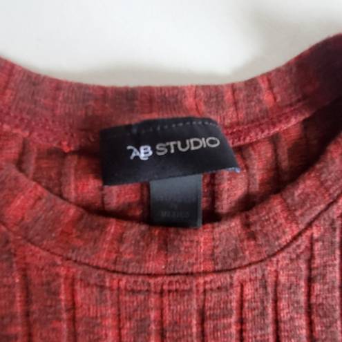 AB Studio  tank size medium