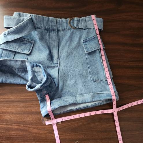 INC Jeannie Mai for  Light Wash Blue Denim Cargo Shorts Belt Size 10