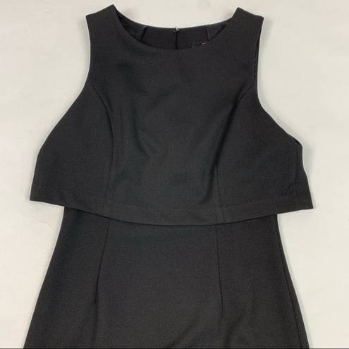 Trina Turk Classic Little Black Sheath Dress Sz 4