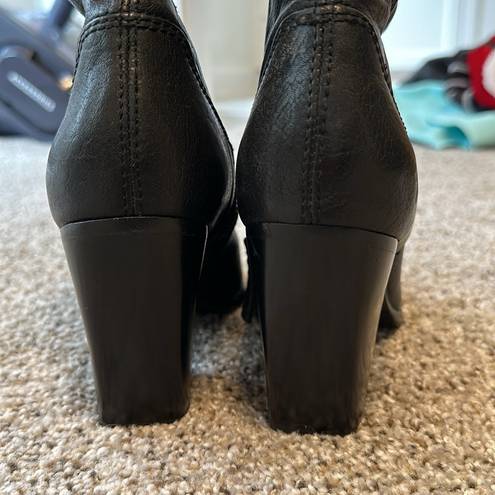 Frye Gorgeous Black Leather  Boots, Size 7M, Nearly New Condition