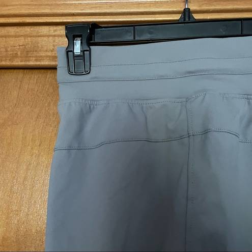 Zyia  Heathered Gray Ascend Joggers Size Small