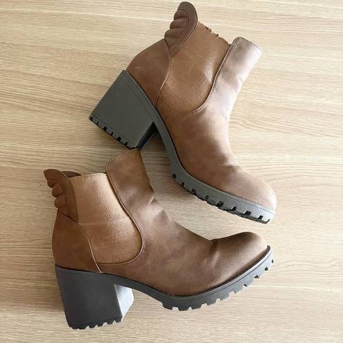 Dirty Laundry  Womens Lita Lug Sole Chunky Block Heel Round Toe Booties Size 11