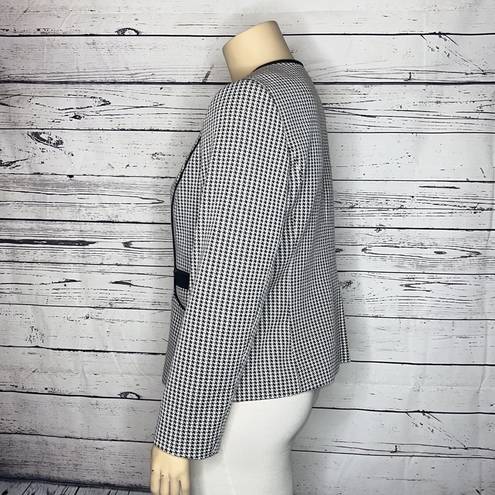 Houndstooth Kasper NWOT Size 16 Black & White  Zip Front Jacket Blazer