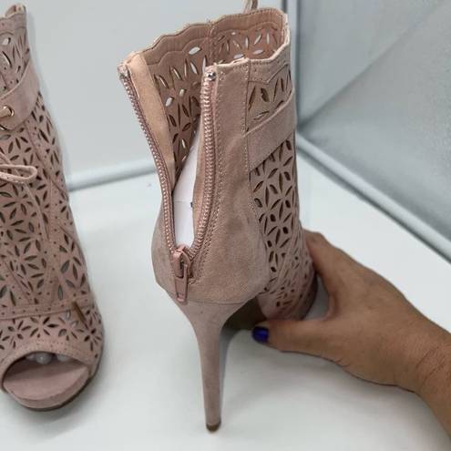 Shoedazzle  Mischa Laser Cut Bootie