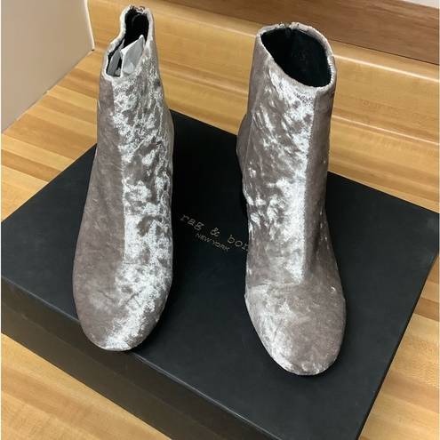 Rag and Bone  Dove Velvet Drea‎ boots size 5