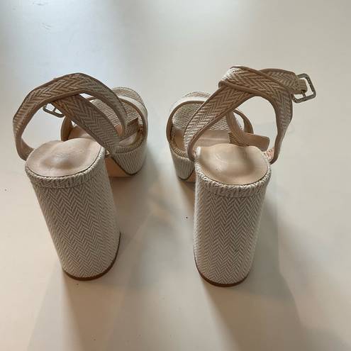 Scoop "High Heel Platform" Sandals, size 7 Tan