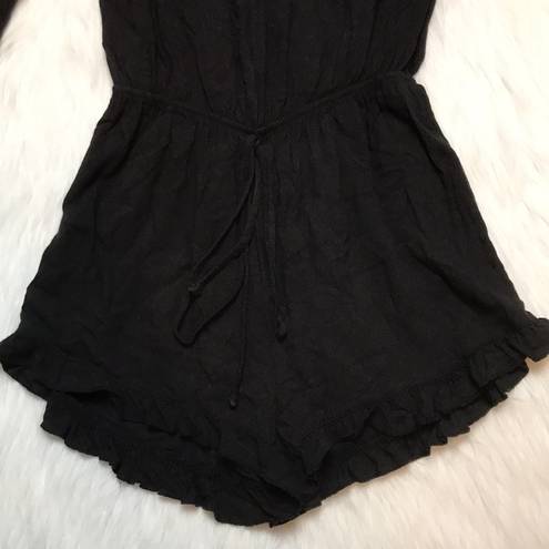 Brandy Melville John Galt Women’s One Size Black Long Sleeve Romper