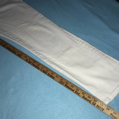 Lee  CLASSIC FIT 1889 white vintage 90’s stretchy jeans  size 30 X 28