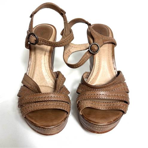 Frye  6.5 Corrina Stitch Wedge Dark Brown Sandals