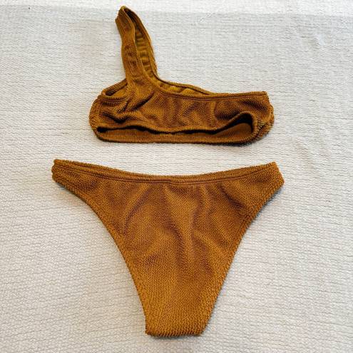 Good American  Bronze Brown Textured Always Fit One Shoulder + Cheeky Bikini S/M