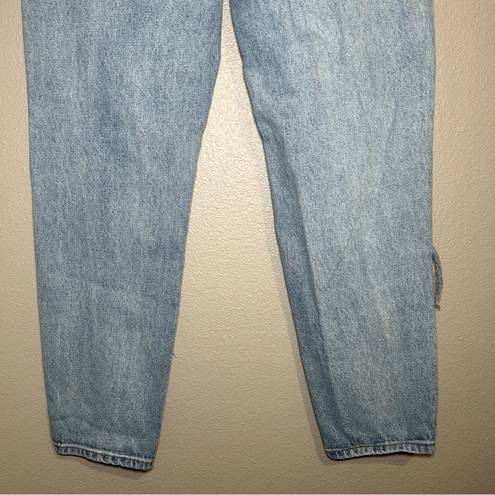 Pretty Little Thing  knee rip high rise distressed mom jeans women’s size small 6